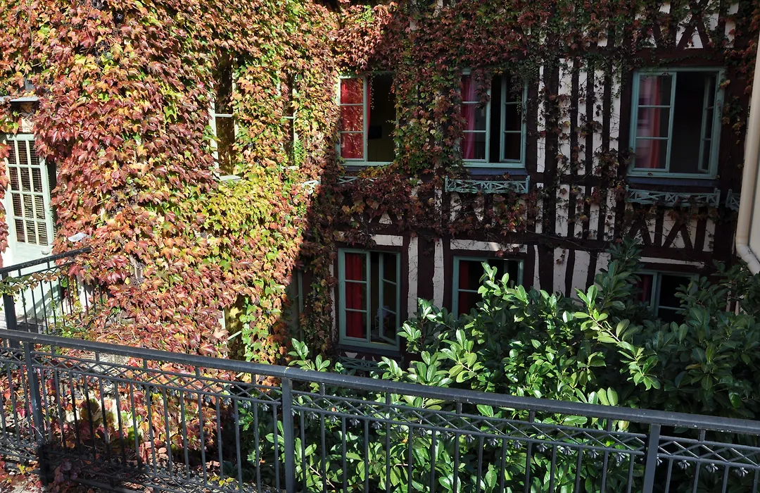 Le Vieux Carre-1